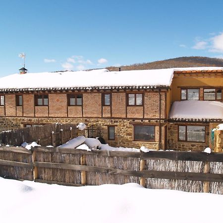 Hotel Rural Piedra Abierta San Martín de Perapertú Екстериор снимка