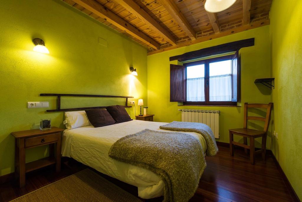 Hotel Rural Piedra Abierta San Martín de Perapertú Екстериор снимка