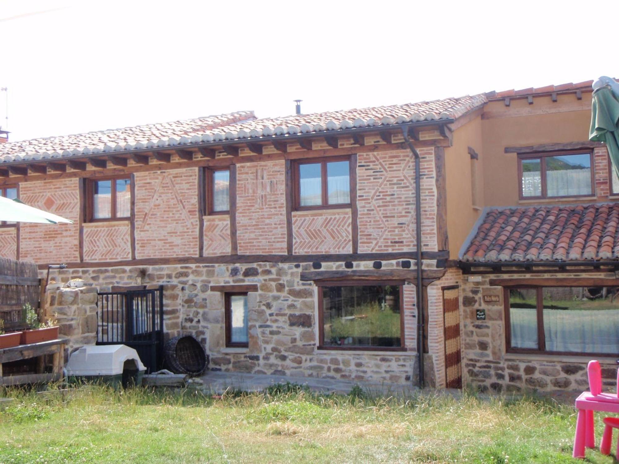 Hotel Rural Piedra Abierta San Martín de Perapertú Екстериор снимка