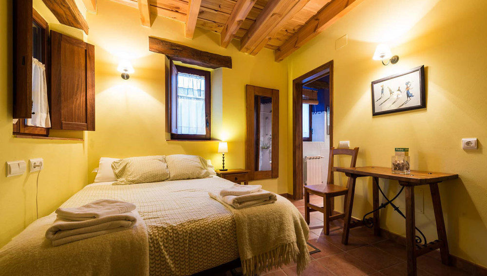 Hotel Rural Piedra Abierta San Martín de Perapertú Екстериор снимка