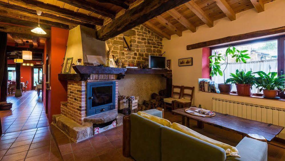 Hotel Rural Piedra Abierta San Martín de Perapertú Екстериор снимка